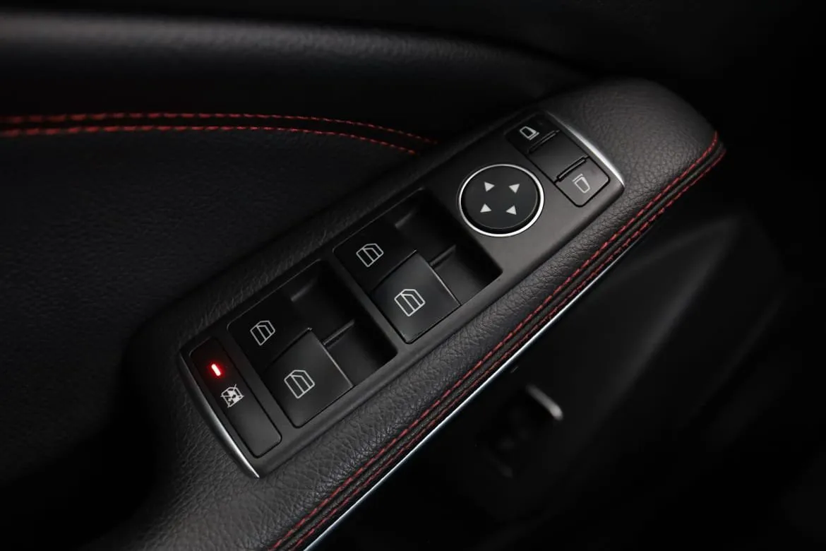 Vehicle image 36