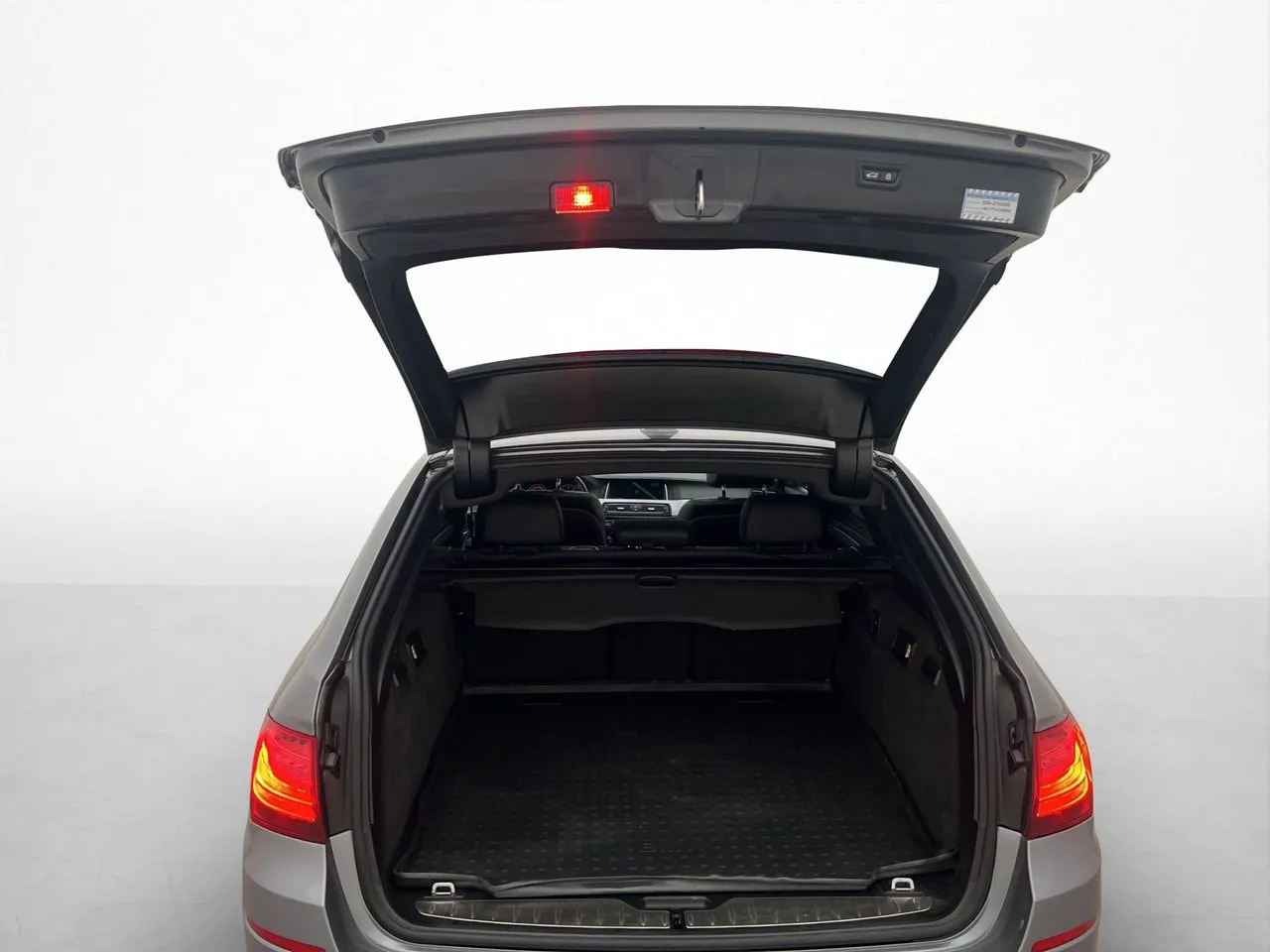 Vehicle image 31