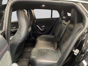 Mercedes CLA250 bild 10
