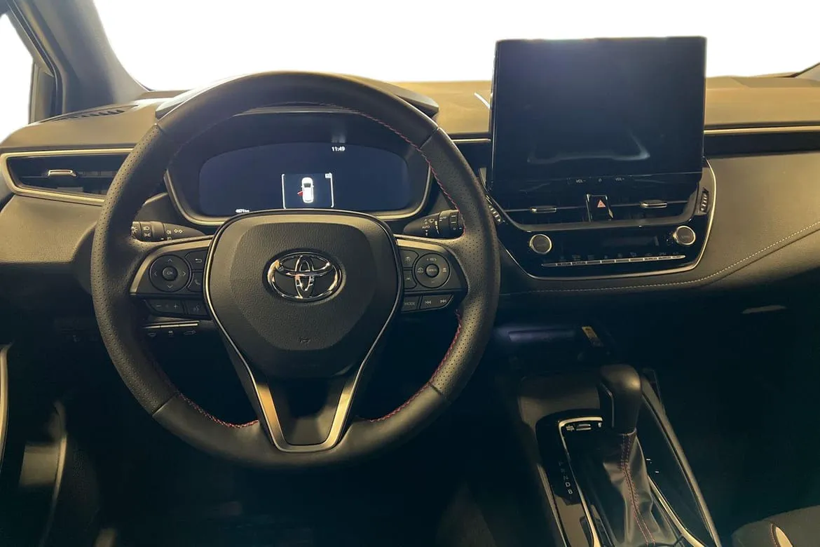 Vehicle image 9