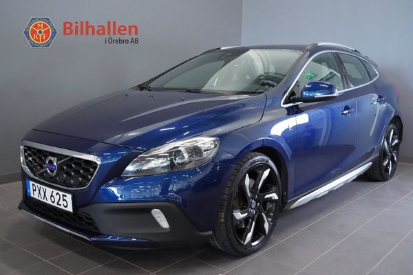 Volvo V40 Cross Country D2 Ocean Race Edition Pro *Skinn Navi VoC 19" - 2016