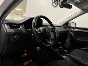 Skoda Octavia bild 6