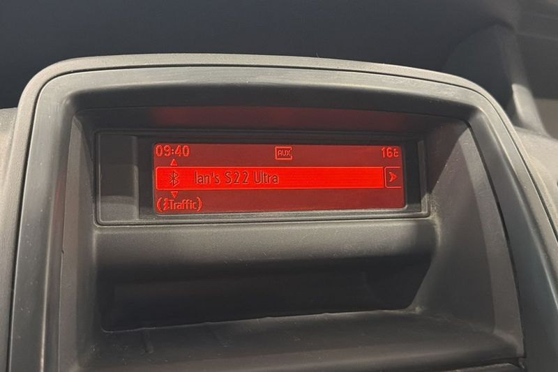Renault Trafic bild 12