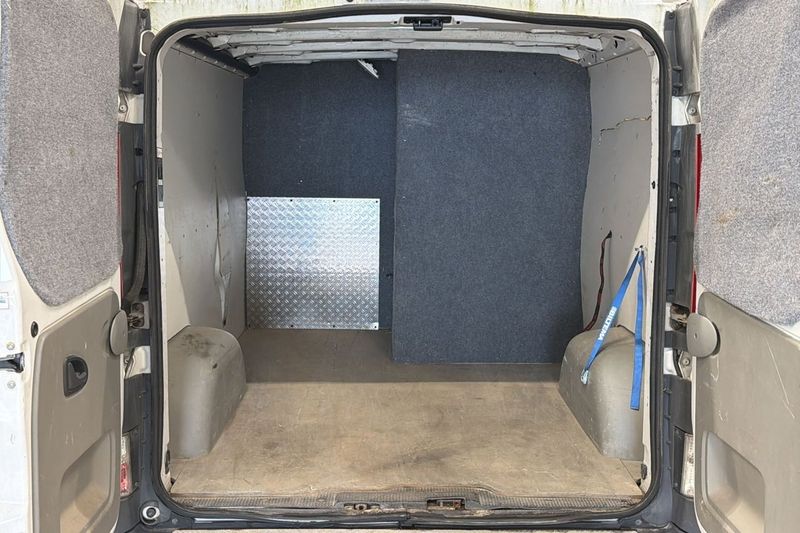 Renault Trafic bild 16