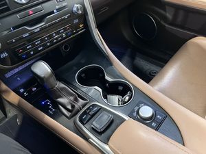 Lexus RX bild 17