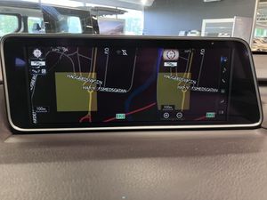 Lexus RX bild 21