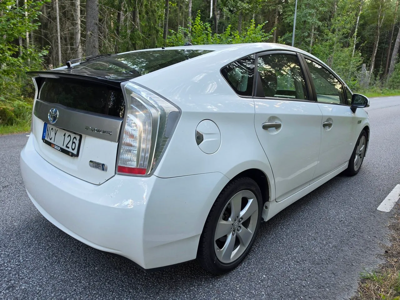Vehicle image 7