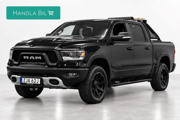 RAM 1500 5.7 V8 4x4 Rebel Luft Släde Pano Alpine Skinn Moms Drag - 2019