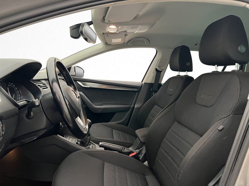 Skoda Octavia bild 12