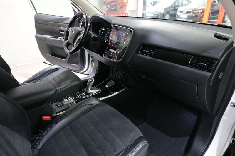 Mitsubishi Outlander bild 9