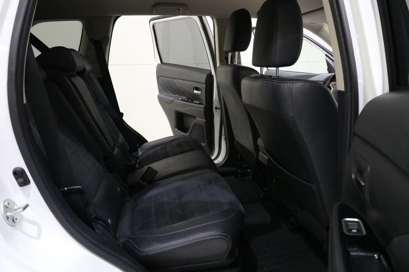 Mitsubishi Outlander bild 12