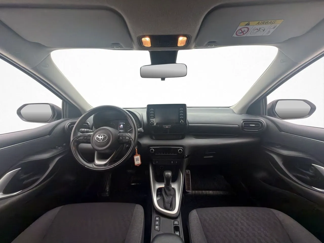 Vehicle image 16