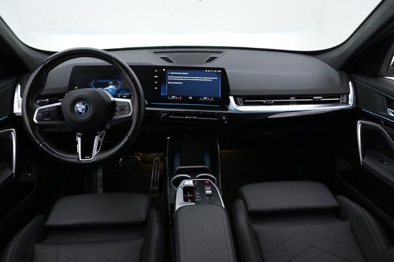 BMW iX1 bild 6