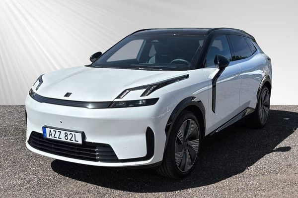 Lynk & Co 08 Core PHEV PL 5195:- / månad - 2025