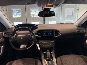 Peugeot 308 bild 5