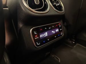 Mercedes GLC300 bild 24