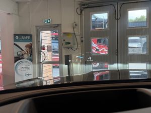 Mercedes GLC300 bild 20