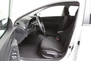 Hyundai i20 bild 6