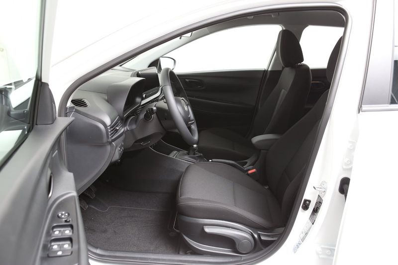 Hyundai i20 bild 6