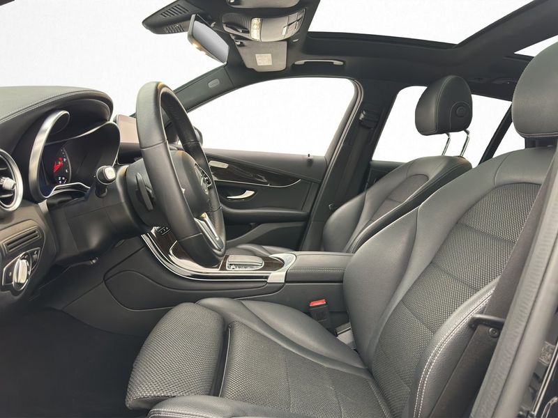 Mercedes GLC220 bild 12