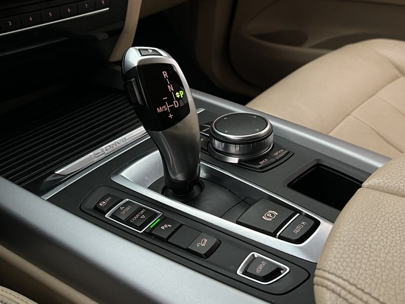 BMW X5 bild 25