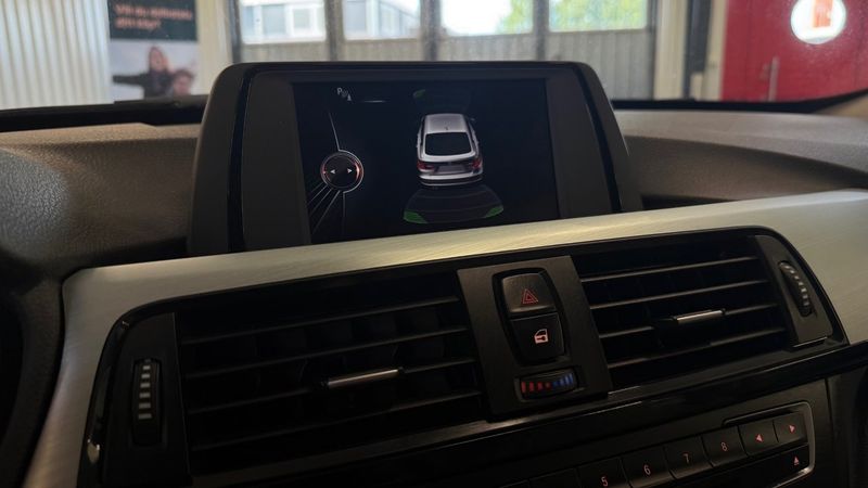 BMW 320 bild 17