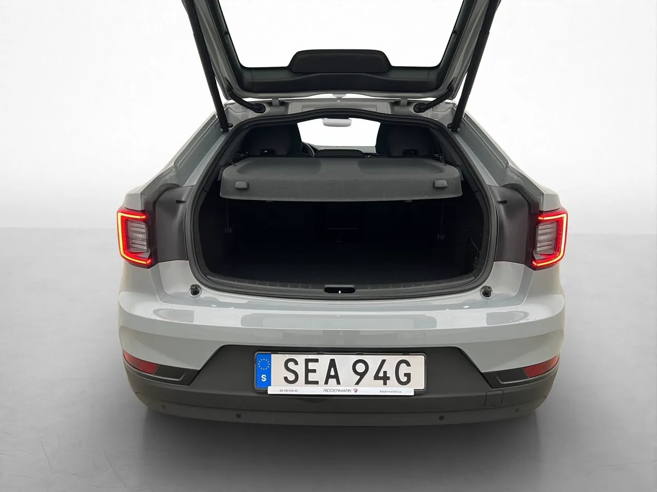 Vehicle image 33