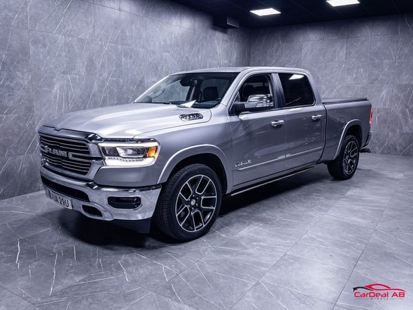 Dodge 1500 RAM Crew Cab 5.7 V8 HEMI H/K Kamera Skinn Drag SE SPEC - 2019