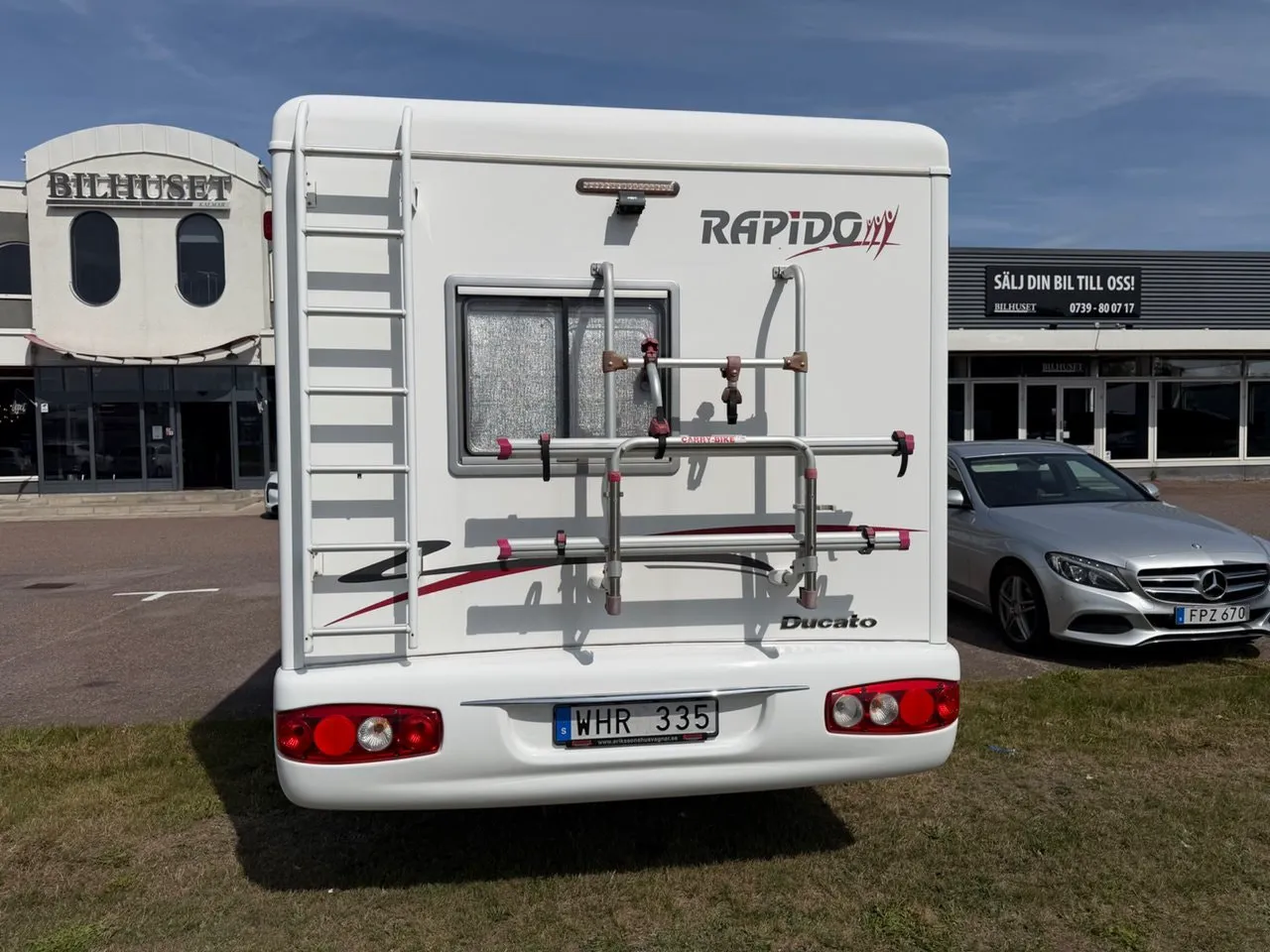 Vehicle image 8