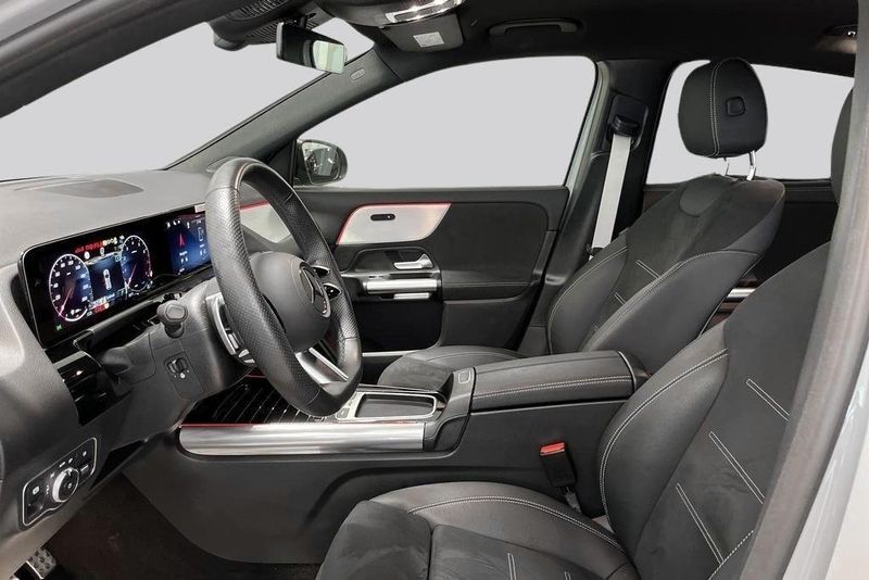 Mercedes GLA200 bild 8