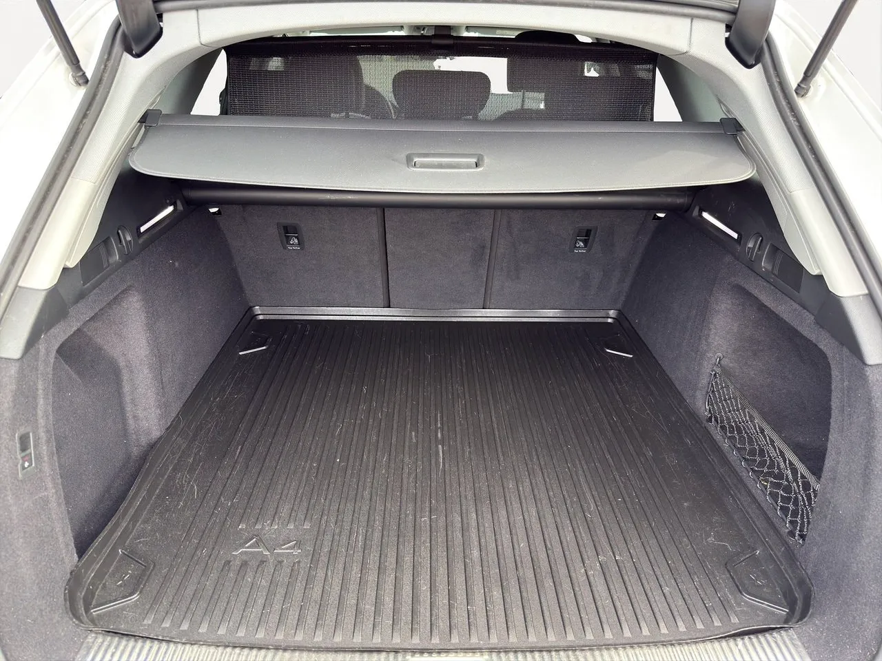 Vehicle image 20
