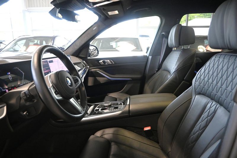 BMW X7 bild 8