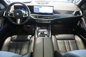 BMW X7 bild 9