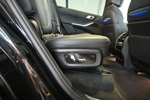 BMW X7 bild 15