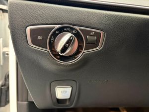 Mercedes E200 bild 22