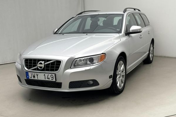 Volvo V70 II 2.0F (145hk) - 2010
