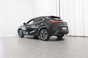 Lexus UX bild 3