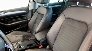 Volkswagen Passat bild 8