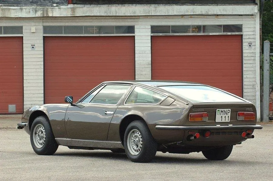 Vehicle image 5