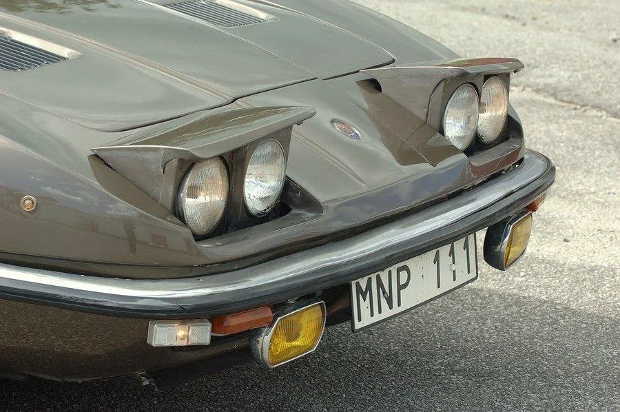 Vehicle image 9