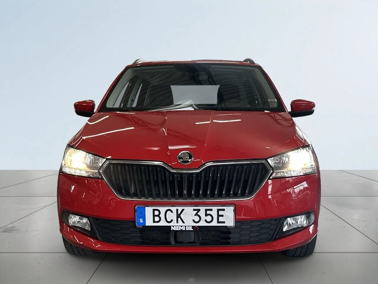 Vehicle image 1