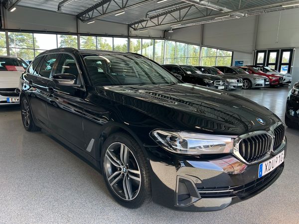 BMW 520 d Touring Steptronic Dieselvärmare Digital Key GPS Euro 6 - 2022