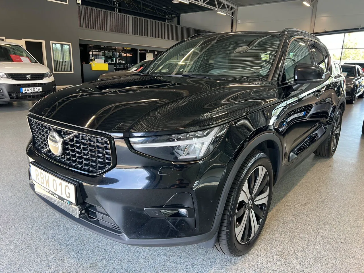Vehicle image 7