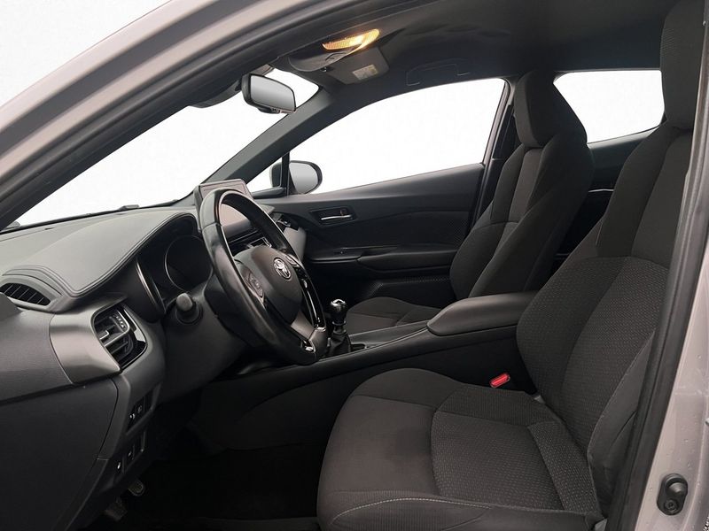 Toyota C-HR bild 9