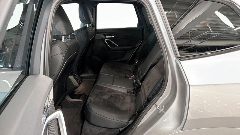 BMW iX1 bild 5