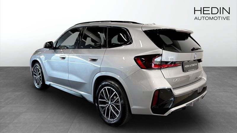 BMW iX1 bild 2