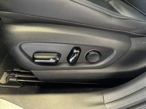 Lexus UX bild 15