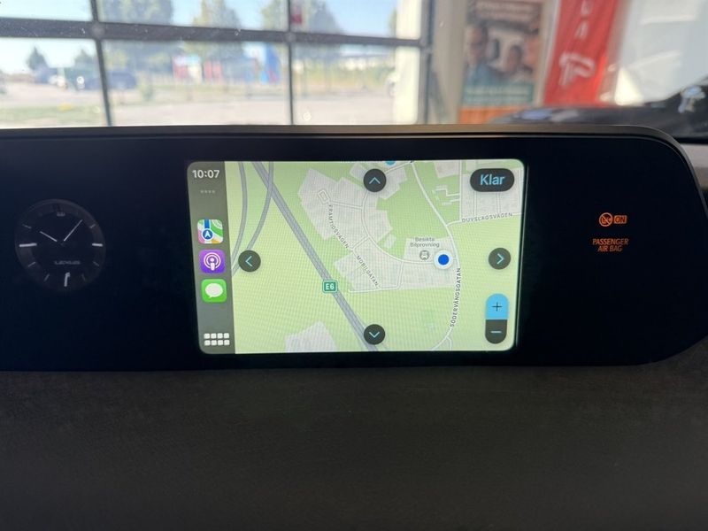 Lexus UX bild 12