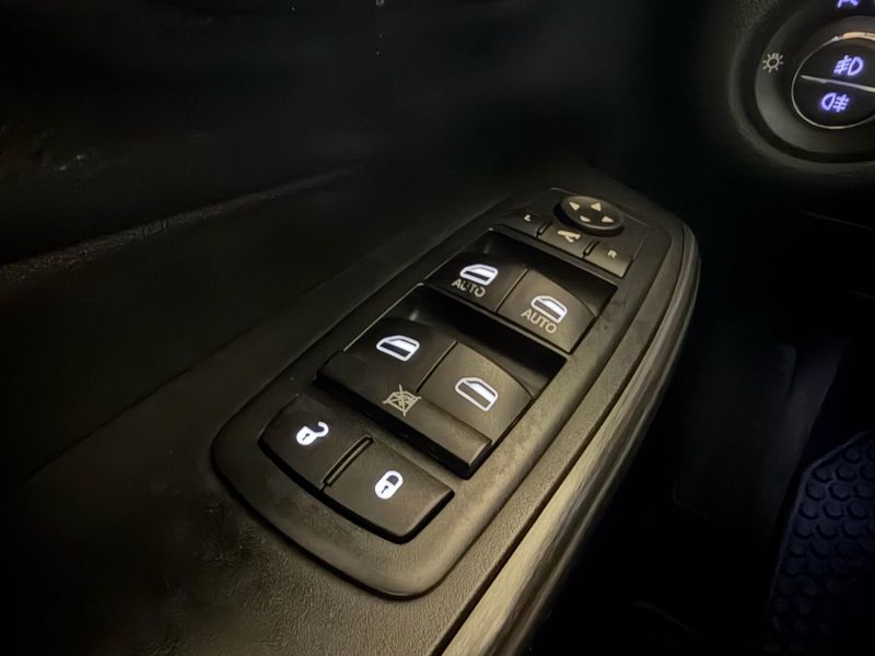 Jeep Cherokee bild 25