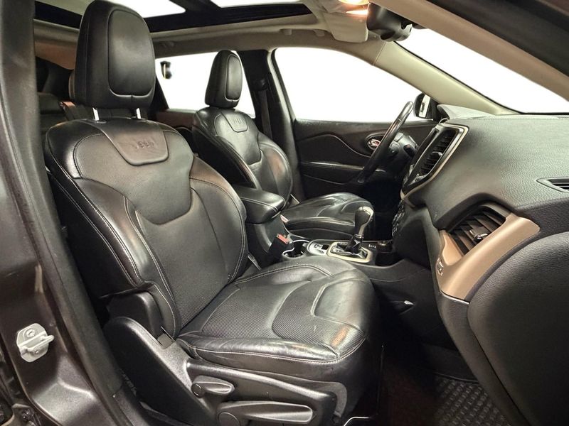 Jeep Cherokee bild 11
